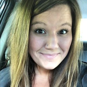 Meet your Posher, Nichole